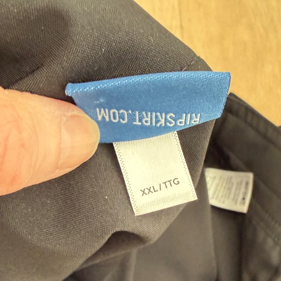 Ripskirt Hawaii Black High-Low Tulip Hem Skirt - Picture 6 of 7